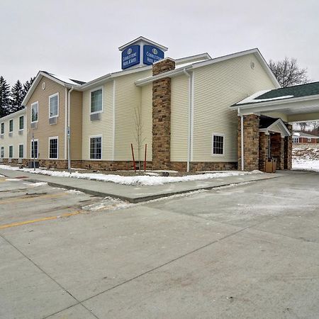 Cobblestone Hotel & Suites - Punxsutawney ภายนอก รูปภาพ