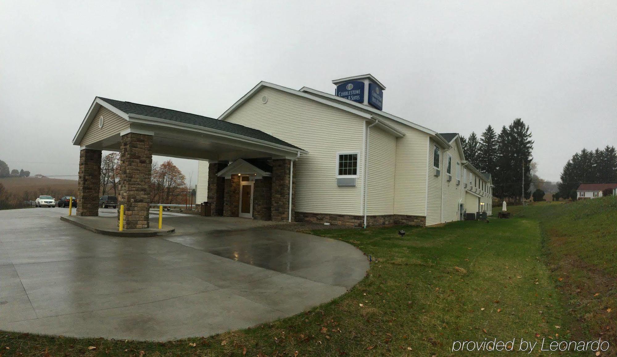 Cobblestone Hotel & Suites - Punxsutawney ภายนอก รูปภาพ