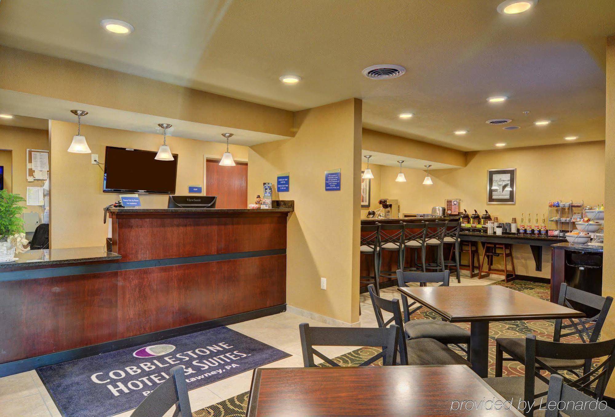 Cobblestone Hotel & Suites - Punxsutawney ภายนอก รูปภาพ