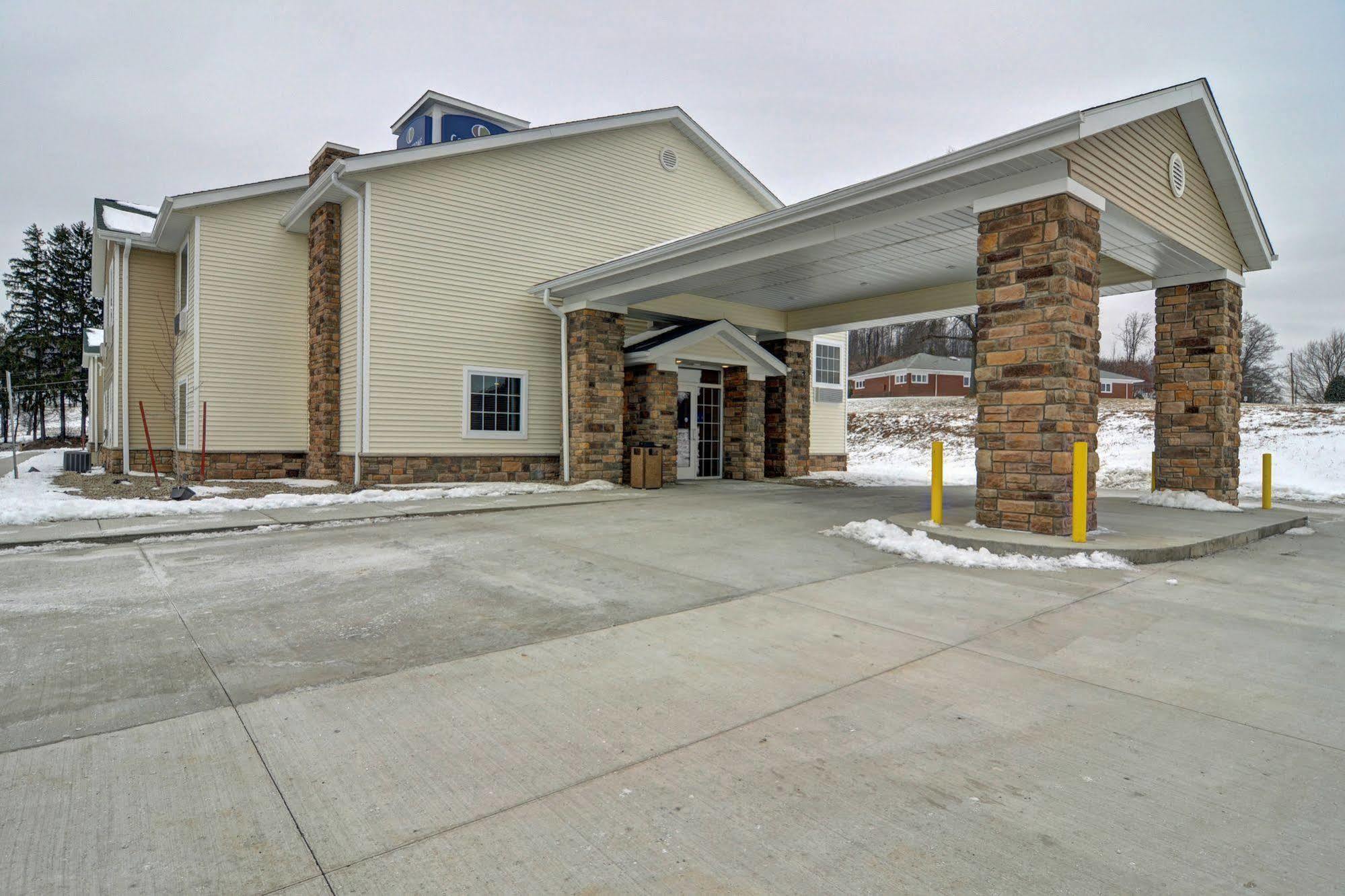 Cobblestone Hotel & Suites - Punxsutawney ภายนอก รูปภาพ