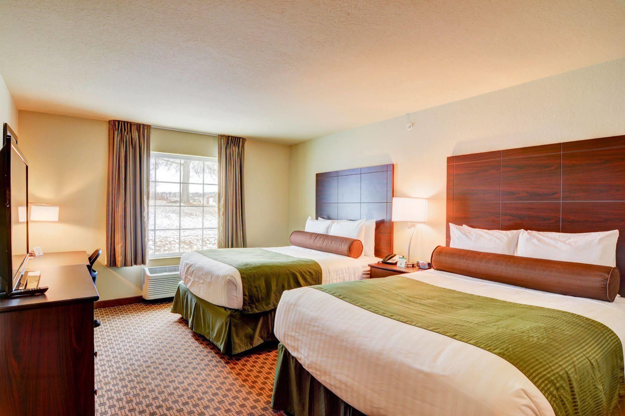 Cobblestone Hotel & Suites - Punxsutawney ภายนอก รูปภาพ